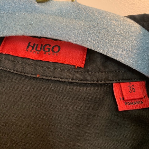 Hugo Boss slim fit button down dress shirt - Picture 2 of 7